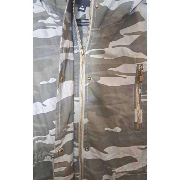 Zenana Outfitters Utility Vest Camo Hooded Sleeveless Jacket Women's Medium - Picture 3 of 9